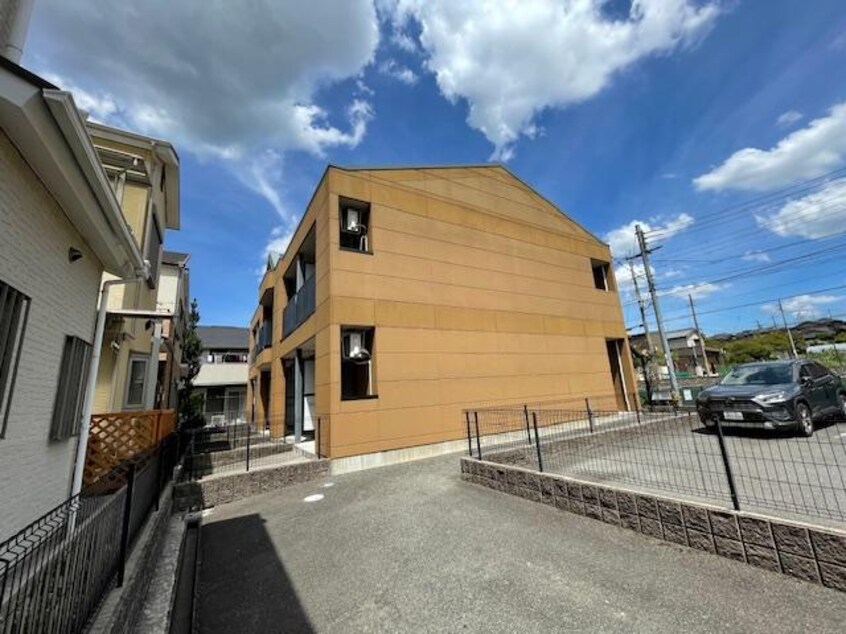  大和路線・関西本線/王寺駅 徒歩15分 1階 築16年