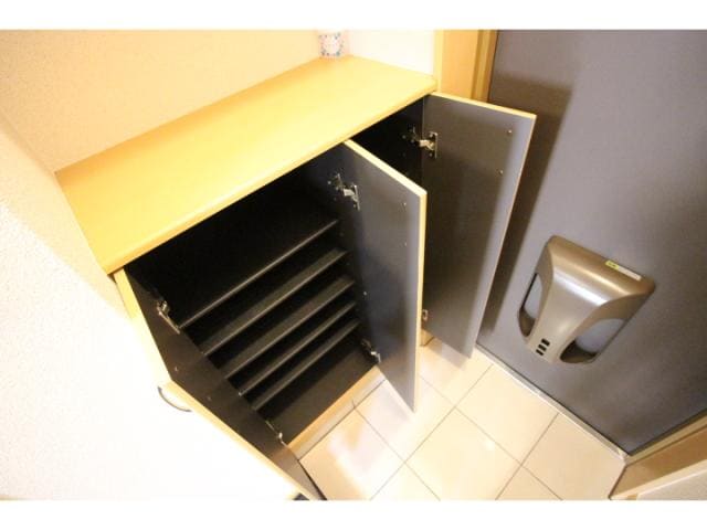  大和路線・関西本線/王寺駅 徒歩15分 1階 築16年