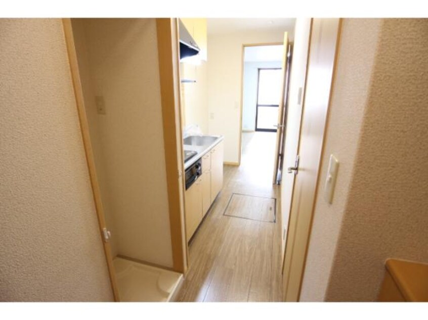  大和路線・関西本線/王寺駅 徒歩15分 1階 築16年