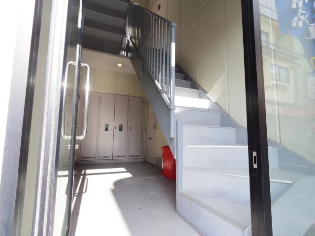 エントランス 大和路線・関西本線/法隆寺駅 徒歩2分 2階 築27年