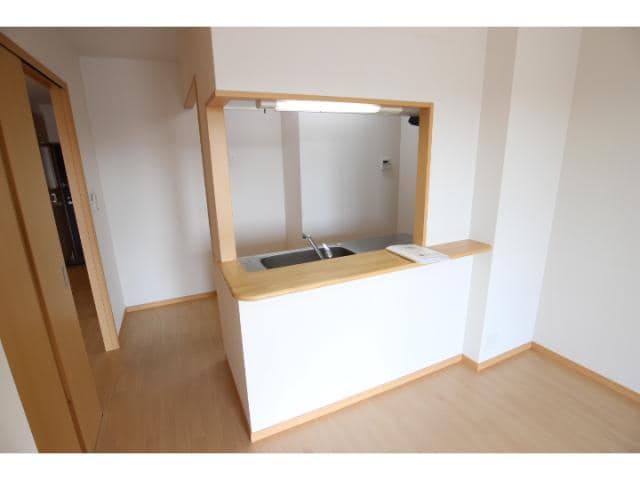  大和路線・関西本線/王寺駅 徒歩13分 1階 築14年