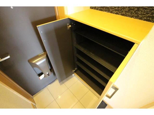  大和路線・関西本線/王寺駅 徒歩13分 1階 築14年