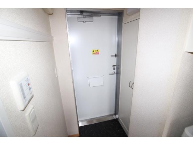  大和路線・関西本線/王寺駅 徒歩5分 1階 築17年