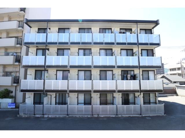  大和路線・関西本線/王寺駅 徒歩5分 1階 築17年