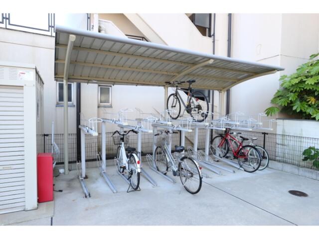  大和路線・関西本線/王寺駅 徒歩5分 3階 築17年