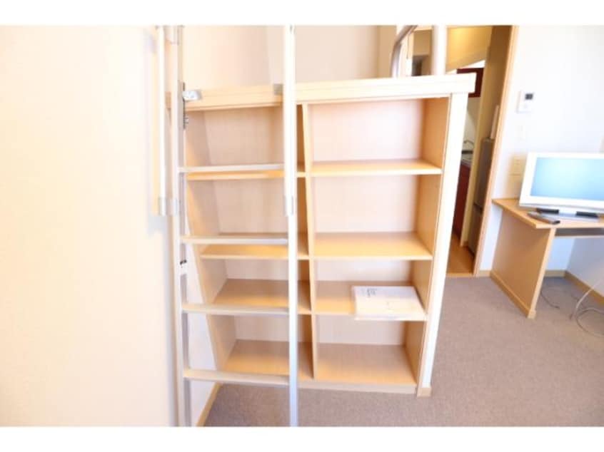 同系モデル写真 大和路線・関西本線/王寺駅 徒歩5分 4階 築17年