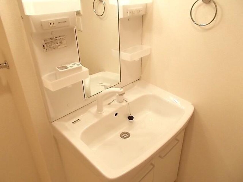  大和路線・関西本線/三郷駅 徒歩11分 2階 築12年