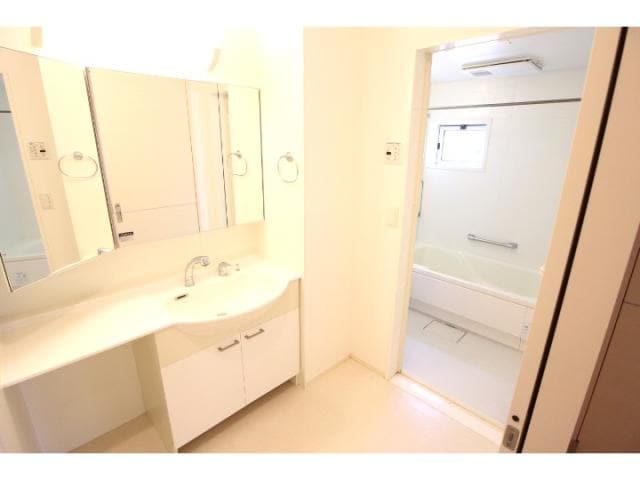  大和路線・関西本線/法隆寺駅 徒歩8分 1階 築12年