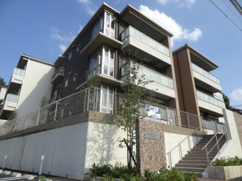  大和路線・関西本線/王寺駅 徒歩16分 3階 築11年