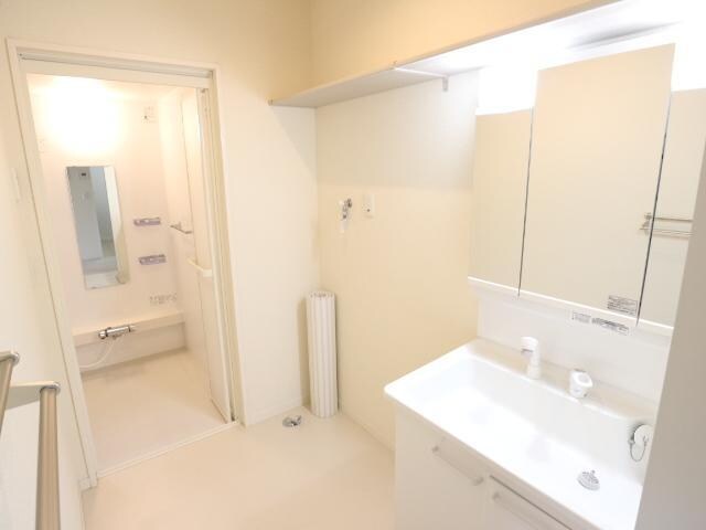 同系モデル写真 大和路線・関西本線/王寺駅 徒歩16分 3階 築11年