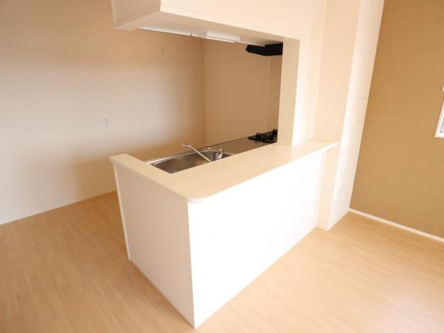  近鉄田原本線/箸尾駅 徒歩16分 2階 築9年