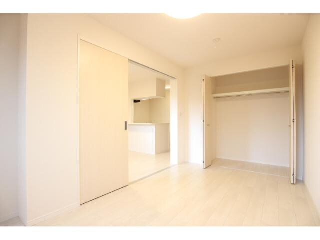  近鉄生駒線/勢野北口駅 徒歩1分 1階 築8年