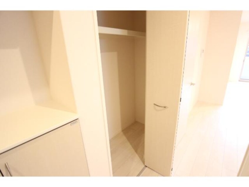  近鉄生駒線/勢野北口駅 徒歩1分 1階 築8年