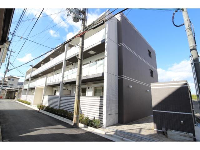 エントランス（イメージ） 大和路線・関西本線/王寺駅 徒歩6分 1階 築8年