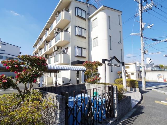 ゴミ置き場 大和路線・関西本線/三郷駅 徒歩8分 3階 築31年