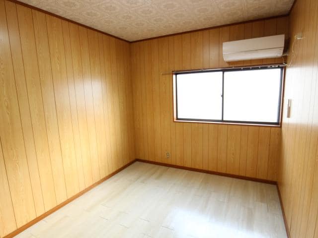  大和路線・関西本線/王寺駅 バス16分上牧町文化センター下車:停歩8分 1-2階 築41年