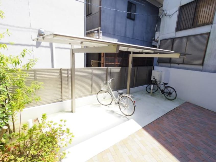  大和路線・関西本線/王寺駅 徒歩6分 2階 築5年