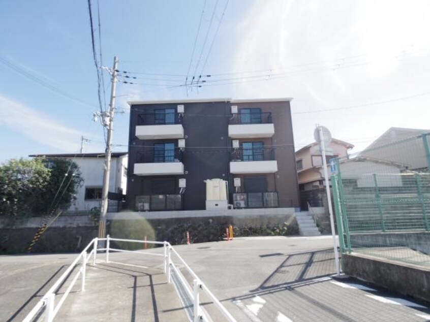  大和路線・関西本線/王寺駅 徒歩9分 3階 築6年