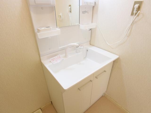  大和路線・関西本線/三郷駅 徒歩13分 1階 築30年