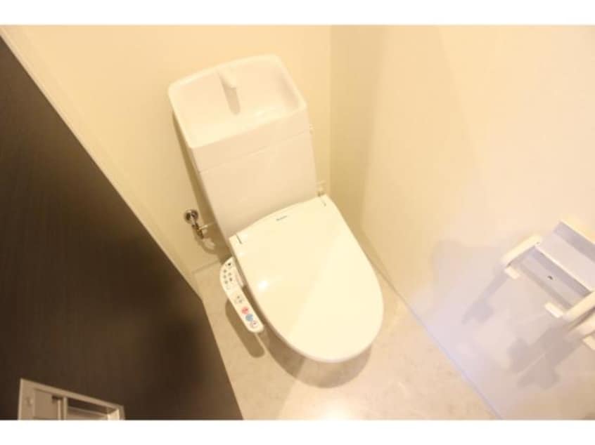  大和路線・関西本線/王寺駅 徒歩5分 2階 築2年