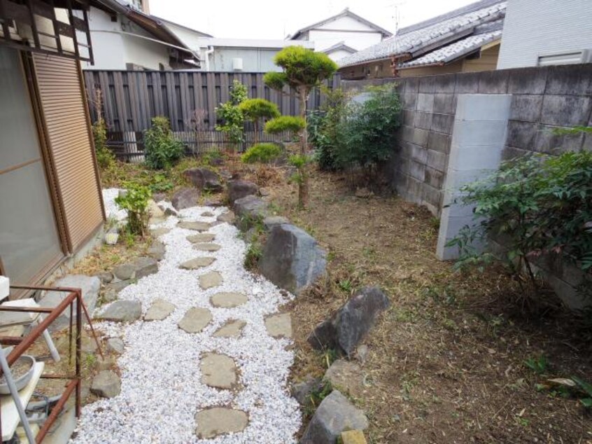  近鉄田原本線/佐味田川駅 徒歩9分 1-2階 築56年