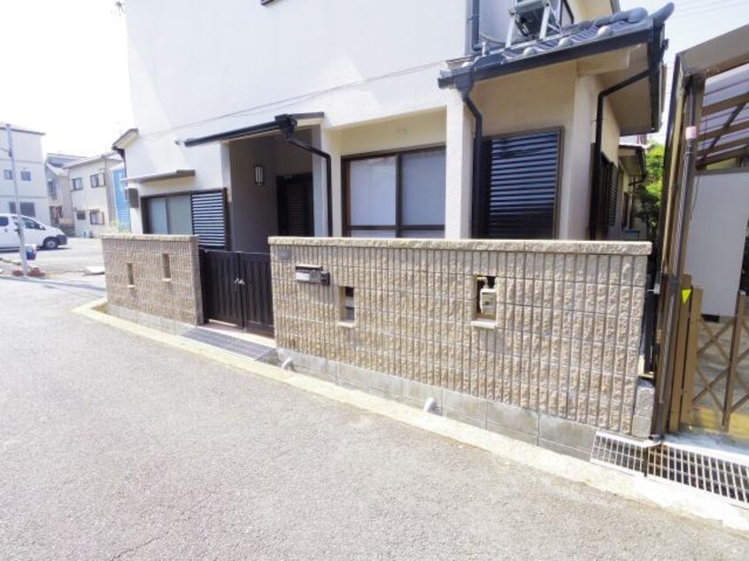  大和路線・関西本線/王寺駅 徒歩14分 1-2階 築41年