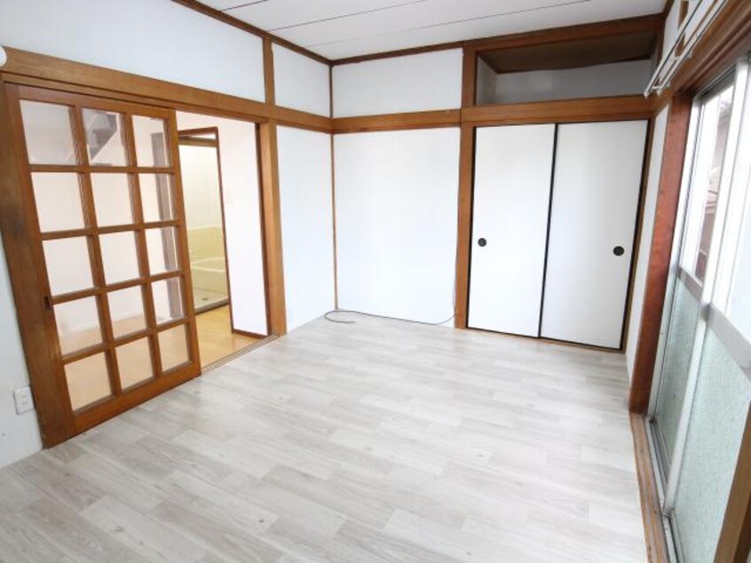  大和路線・関西本線/王寺駅 バス17分上牧町役場前下車:停歩7分 1-2階 築44年