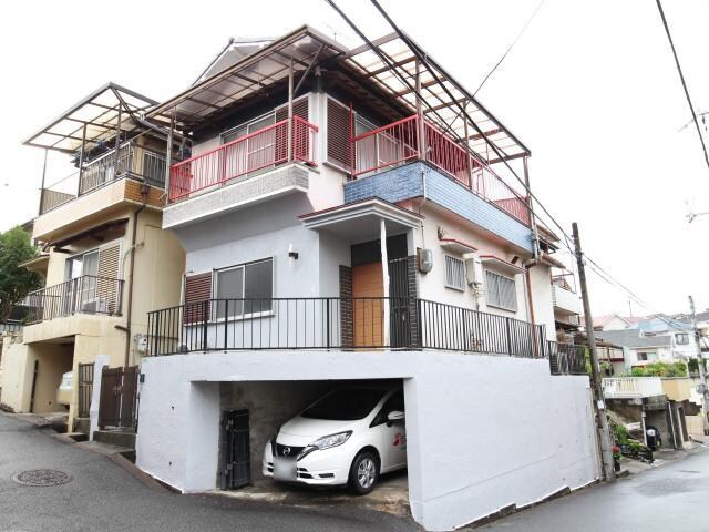  大和路線・関西本線/王寺駅 バス17分上牧町役場前下車:停歩7分 1-2階 築44年