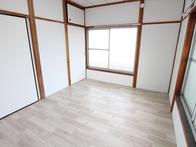  大和路線・関西本線/王寺駅 バス17分上牧町役場前下車:停歩7分 1-2階 築44年