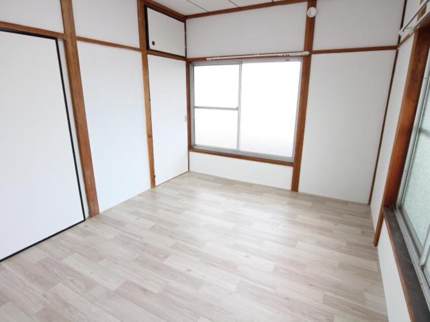  大和路線・関西本線/王寺駅 バス17分上牧町役場前下車:停歩7分 1-2階 築44年