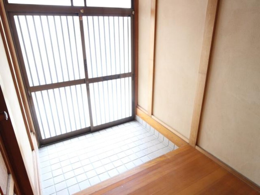  大和路線・関西本線/王寺駅 徒歩21分 1-2階 築41年