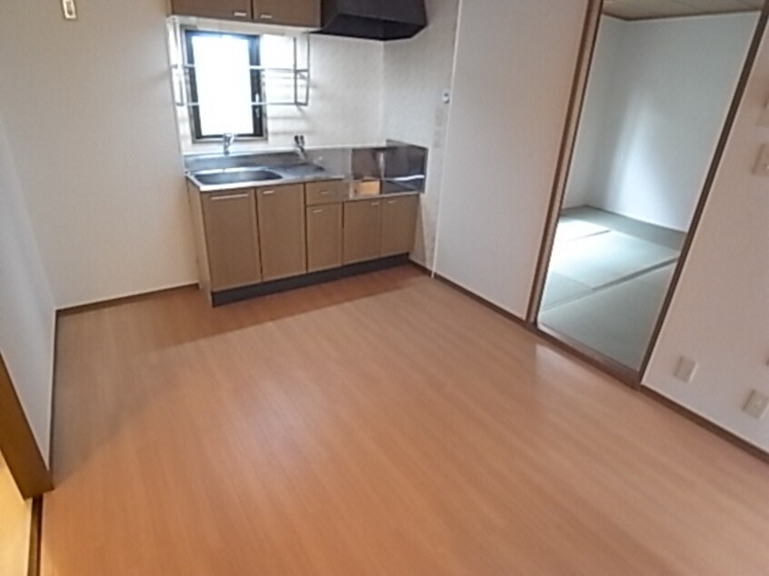  近鉄難波線・奈良線/富雄駅 徒歩6分 2階 築30年