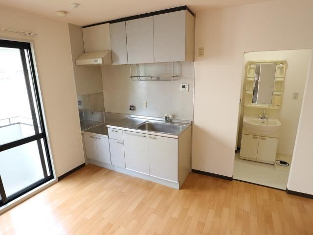  近鉄難波線・奈良線/学園前駅 バス12分西登美ヶ丘五丁目下車:停歩4分 2階 築31年