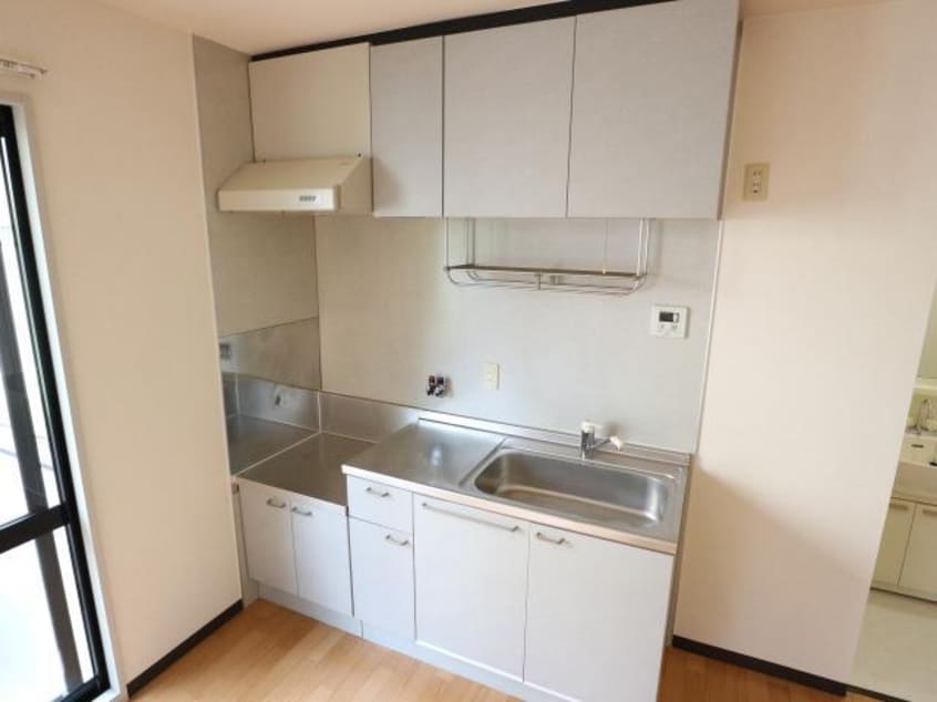  近鉄難波線・奈良線/学園前駅 バス12分西登美ヶ丘五丁目下車:停歩4分 2階 築31年