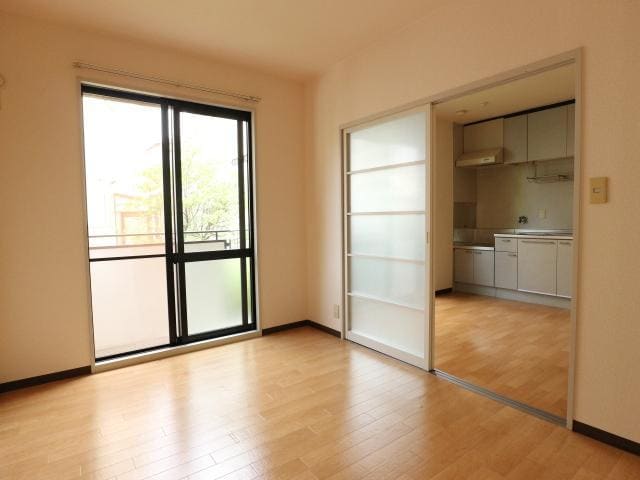  近鉄難波線・奈良線/学園前駅 バス12分西登美ヶ丘五丁目下車:停歩4分 2階 築31年