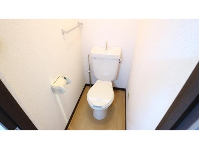  近鉄難波線・奈良線/学園前駅 徒歩8分 1階 築30年