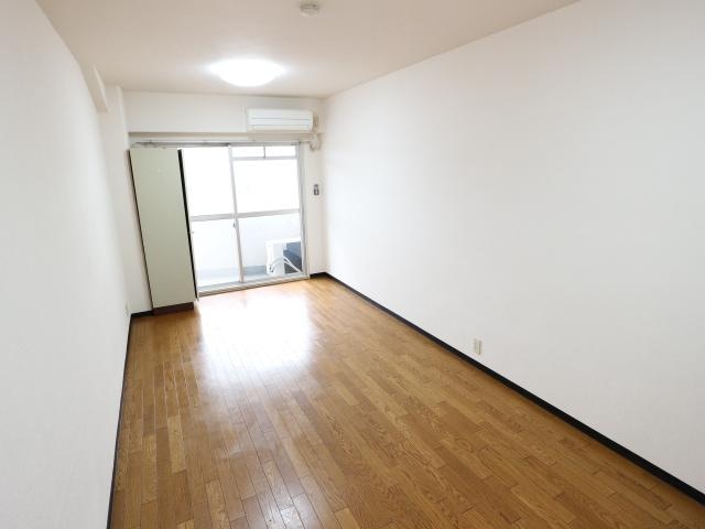  近鉄難波線・奈良線/富雄駅 徒歩3分 8階 築36年