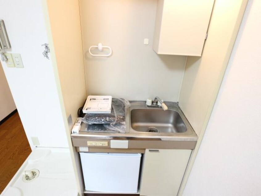  近鉄難波線・奈良線/富雄駅 徒歩3分 8階 築36年