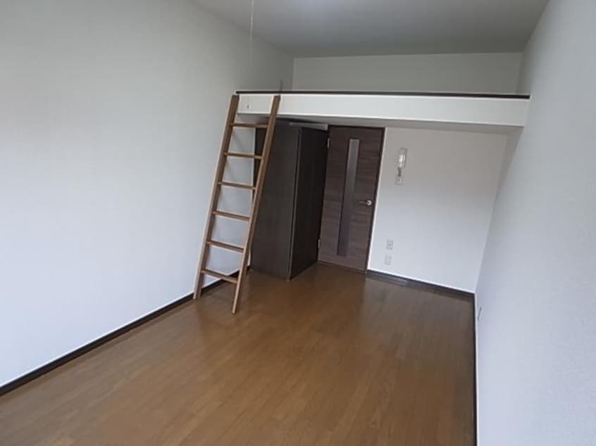  近鉄難波線・奈良線/学園前駅 徒歩10分 2階 築29年