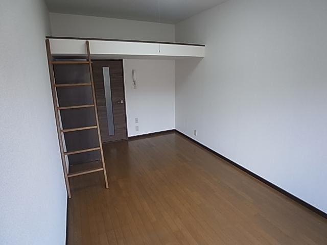  近鉄難波線・奈良線/学園前駅 徒歩10分 2階 築30年