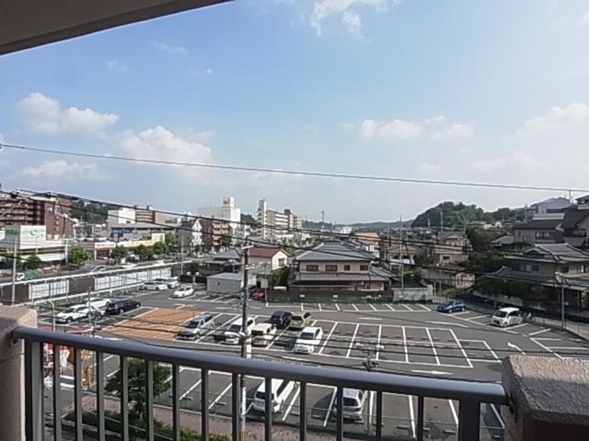  近鉄難波線・奈良線/富雄駅 徒歩2分 4階 築38年