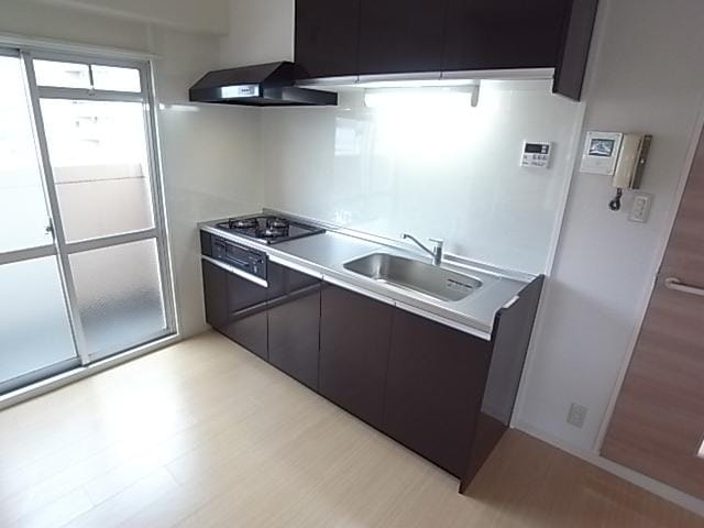  近鉄難波線・奈良線/富雄駅 徒歩2分 5階 築38年