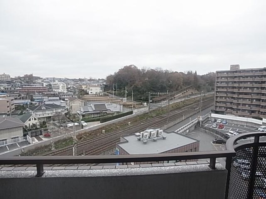  近鉄難波線・奈良線/富雄駅 徒歩1分 6階 築30年