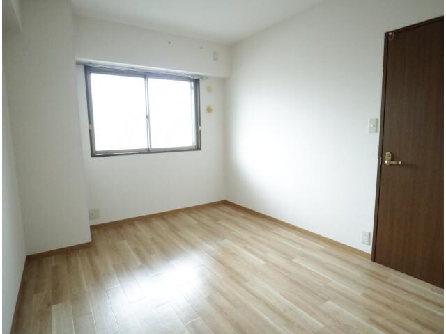 近鉄難波線・奈良線/学園前駅 徒歩13分 2階 築22年