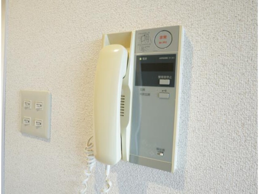  近鉄難波線・奈良線/学園前駅 徒歩13分 2階 築22年