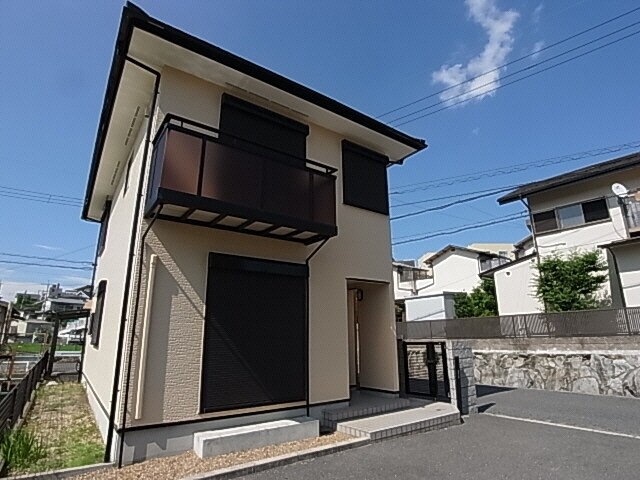  近鉄難波線・奈良線/学園前駅 徒歩10分 1階 築26年