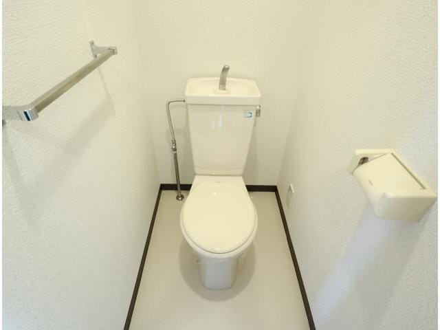  近鉄難波線・奈良線/富雄駅 徒歩15分 2階 築29年