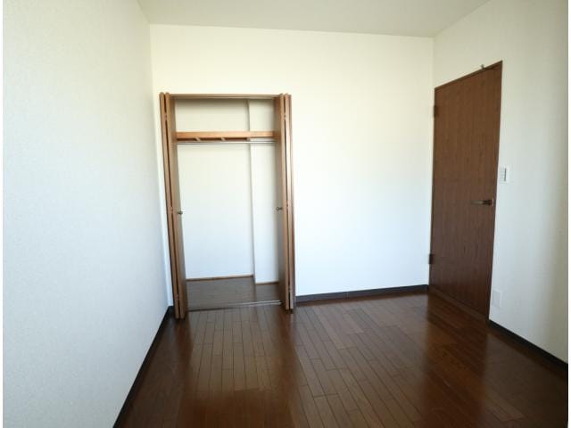  近鉄難波線・奈良線/富雄駅 徒歩15分 2階 築29年