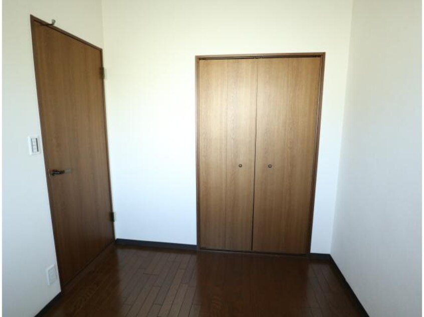  近鉄難波線・奈良線/富雄駅 徒歩15分 2階 築29年