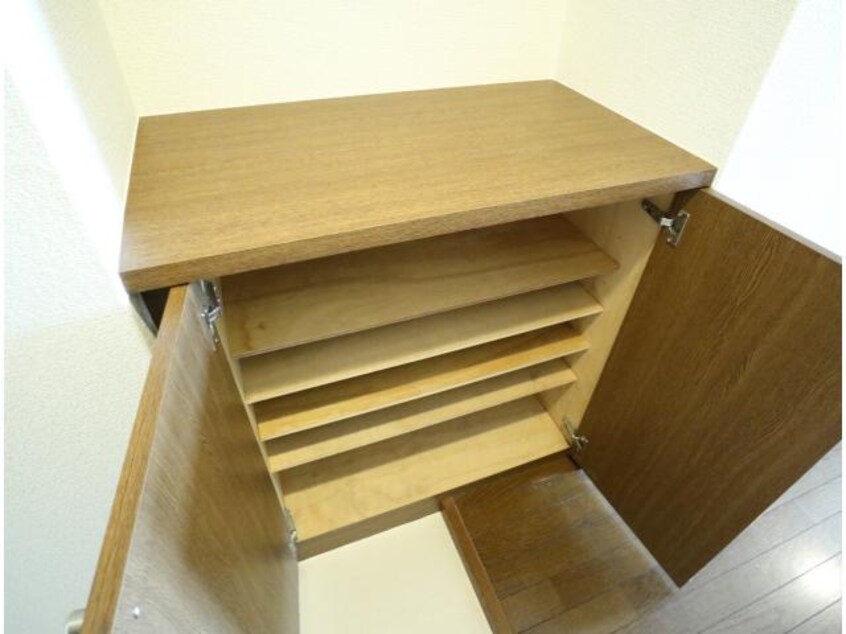  近鉄難波線・奈良線/富雄駅 徒歩15分 2階 築29年